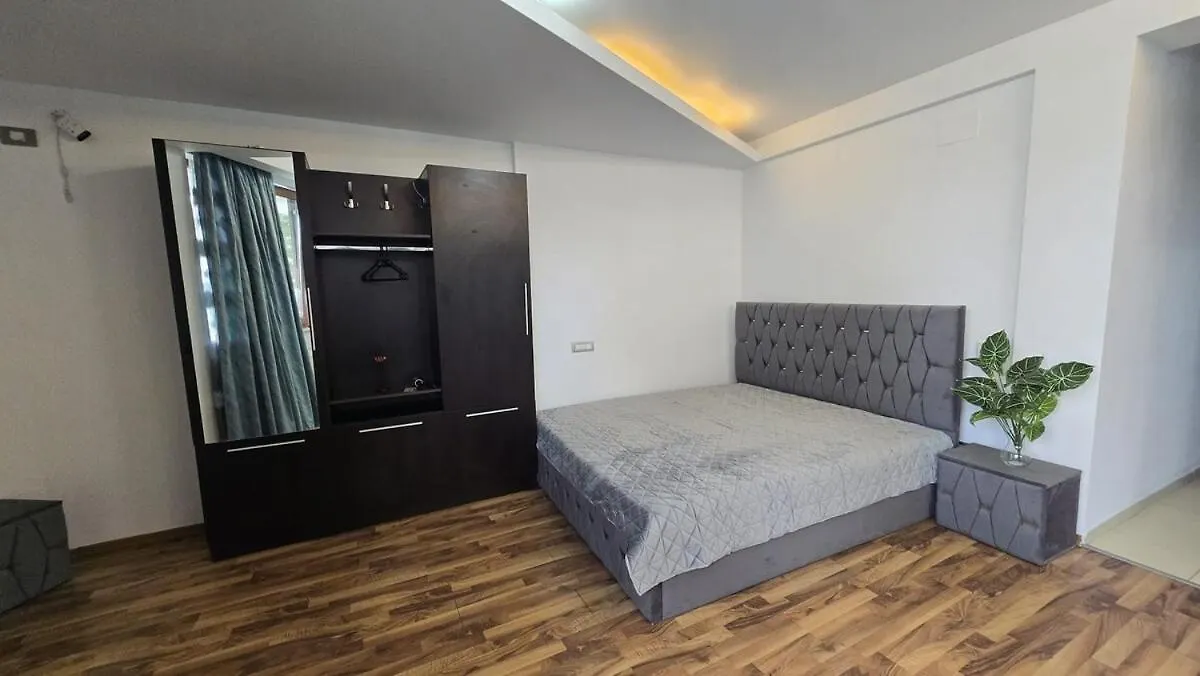 Comfy Studio - Bucharest Nw